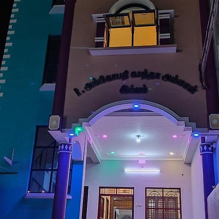 Guru Krupa Home Stay Tiruvannāmalai Eksteriør billede