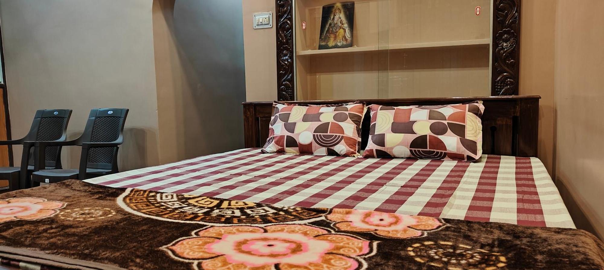 Guru Krupa Home Stay Tiruvannāmalai Eksteriør billede